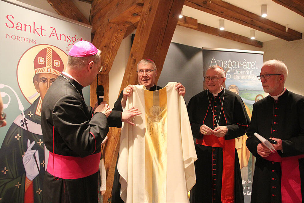 Im Dom St. Ansgar in Kopenhagen haben Hunderte Menschen den 1.200. Jahrestag der ersten Missionsreise des heiligen Ansgar gefeiert. Foto: Marco Chwalek/Erzbistum Hamburg
