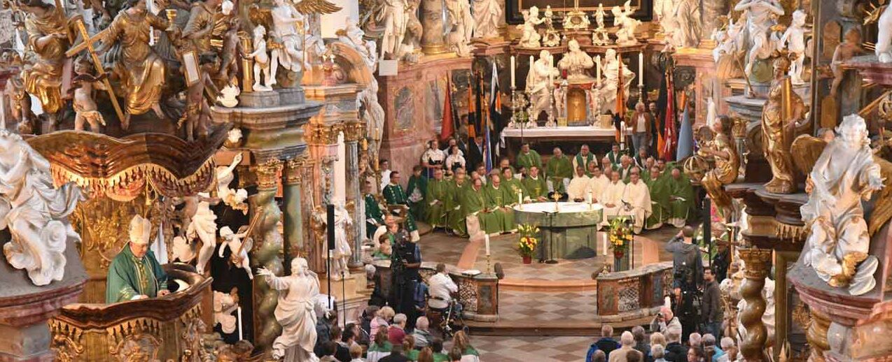 Der feierliche Akt erfolgte im Rahmen eines Wallfahrtsgottesdienstes des Bistums Görlitz. (Foto: Raphael Schmidt)