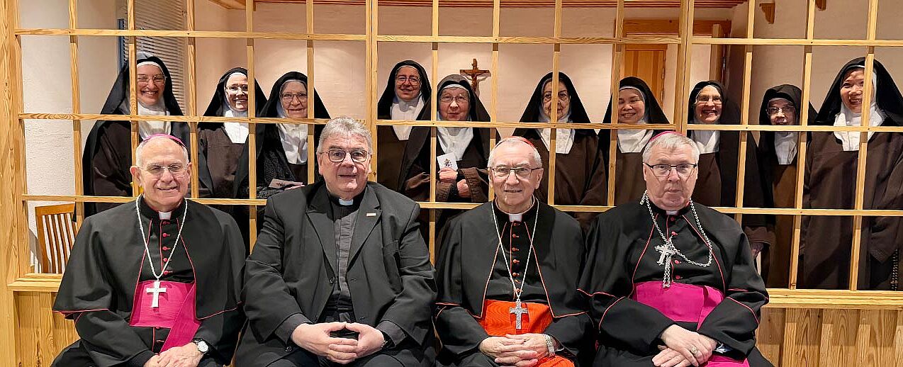 Julia Murat (Apostolischer Nuntius in den Ländern Skandinaviens, Bonifatiuswerk-Generalsekretär Monsignore Georg Austen, Kardinal Pietro Parolin, der Kopenhagener Bischof Czeslaw Kozon. (v.l.) (Foto: Bonifatiuswerk)