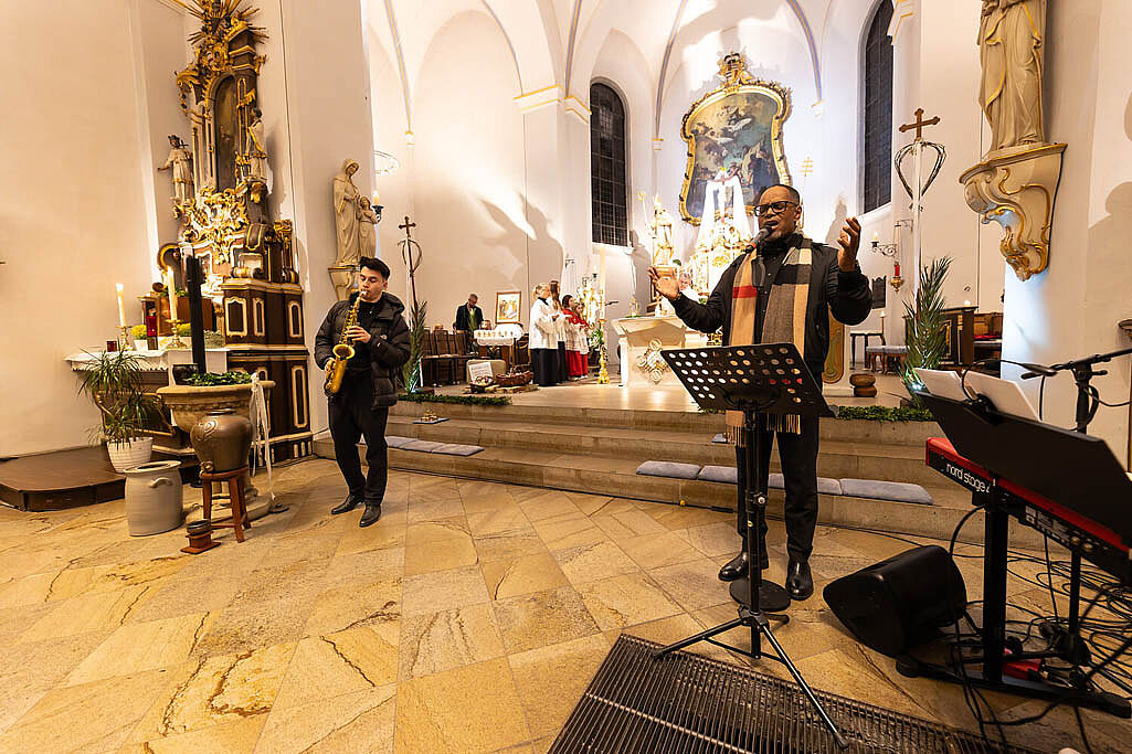 Saxophonist Gaëtan Fournet-Fayas und Sänger Kirk Smith.