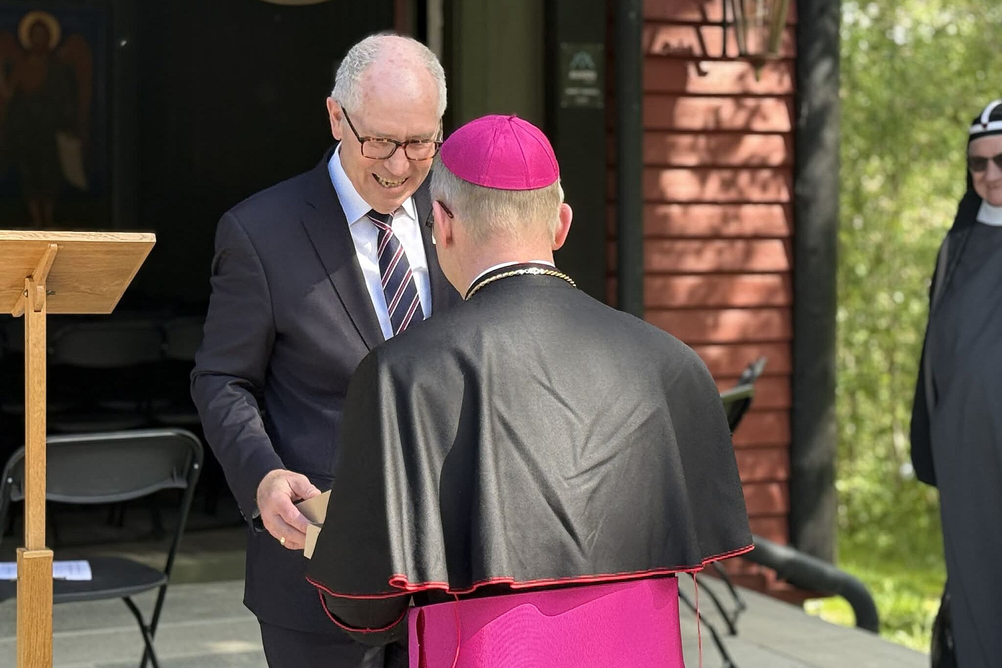 Bonifatiuswerk-Präsident Manfred Müller mit Bischof Erik Varden. (Foto: Pål Johannes Nes/EWTN Norge)