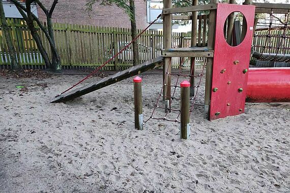 Auch die kleinsten Kinder können sich auf dem neuen Spielplatz richtig austoben. (Foto: S. Bayer) 