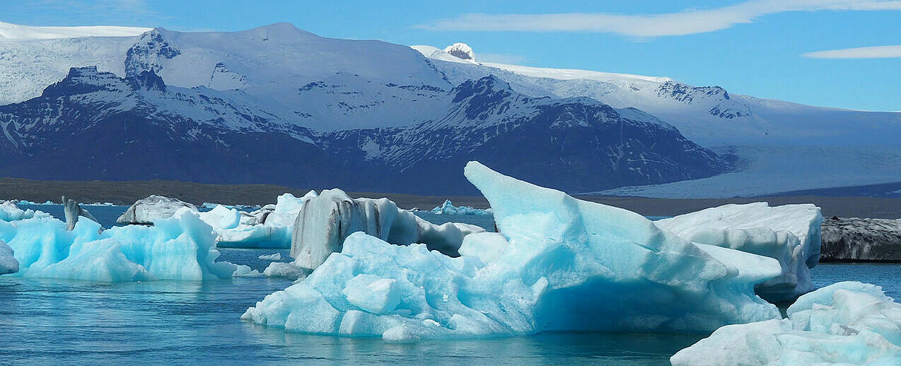 Beeindruckende Gletscher an Islands Küste können Sie auf der Priesterreise bestaunen. (Foto: Franziska Klöpffler)