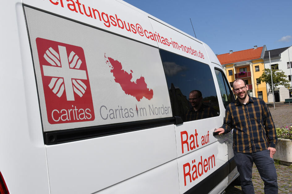 "Rat auf Rädern" der Beratungsbus für Menschen in Not.