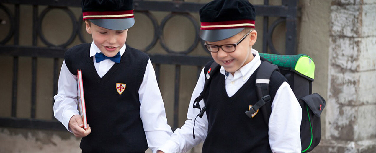 300 Schülerinnen und Schüler werden aktuell in einer stark sanierungsbedürftgen Schule unterrichtet. (Foto: Bonifatiuswerk)