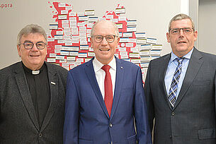 Der Vorstand des Bonifatiuswerkes gemeinsam mit Präsident Manfred Müller (Mitte). (Foto: Bonifatiuswerk)