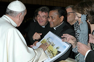 Papst Franziskus drückte seine Unterstützung und Zuversicht für das Kirchenneubau-Projekt aus.