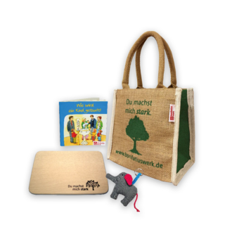 Tasche zur Geburt und Taufe – Motiv Baum