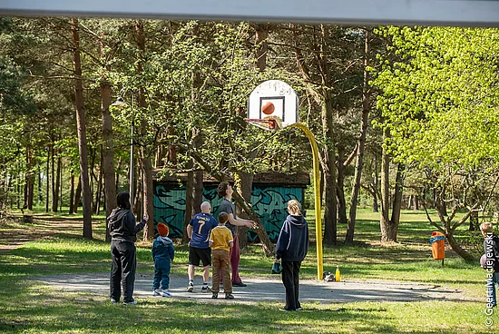 Durchatmen, Kraft tanken und Spaß haben – darum geht es bei den Angeboten von „Down & Mee(h)r“. Foto: Geert Maciejewiski