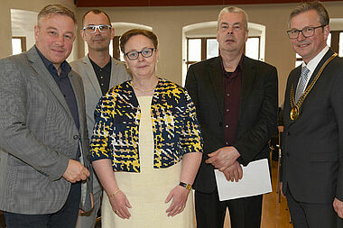 Von links: Prof. Wemhoff, Dr. Müller Leiter vom Westfalen Kolleg, Dr. Dr. h.c. Ulrike Kurth, Sean O’Coistealbha, Leitir Moir, Irland, Bürgermeister Michael Dreier. Foto: Theresa Meier