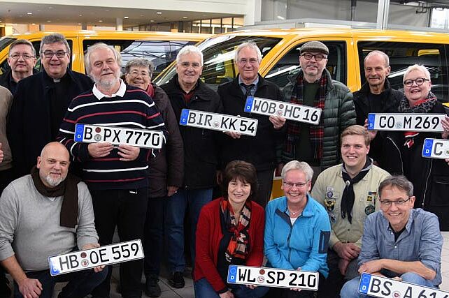 Gesamtgruppe der BONI-Bus-Empfänger. (Foto: Sr. Theresita M. Müller)