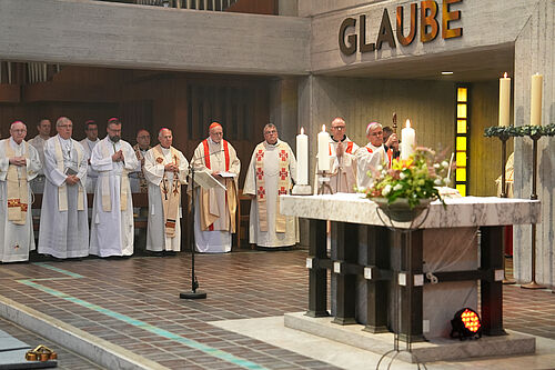 Gemeinsamer Gottesdienst in der Pfarrei St. Dionysius in Herne mit den nordischen Bischöfen und dem Paderborner Erzbischof Dr. Udo Markus Bentz. Foto: Theresa Meier