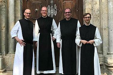 P. Kilian, P. Philemon, P. Prior Simeon, P. Aloysius Maria. Foto: Stift Heiligenkreuz