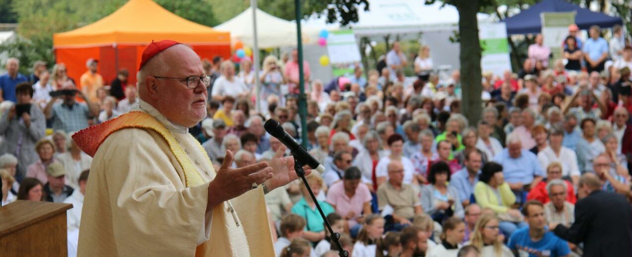 Kardinal Marx betonte während der Feierlichkeiten zum 25. Jubiläum, dass das Evangelium in Zeit und Stunde der heutigen Gläubigen ausgelegt werden müsse. (Foto: Susanne Sperling)