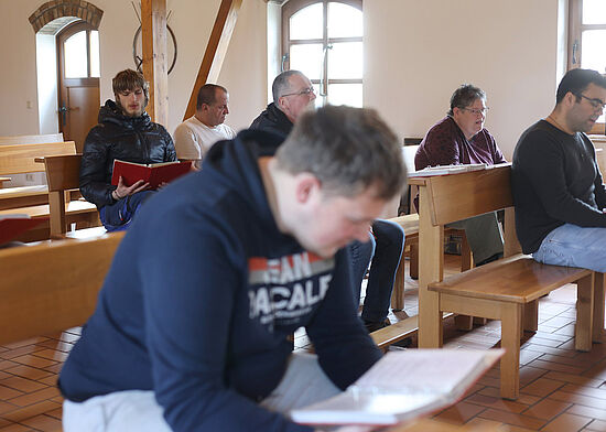 Gebet in der Kapelle der Fazenda. (Foto: M. Nowak)