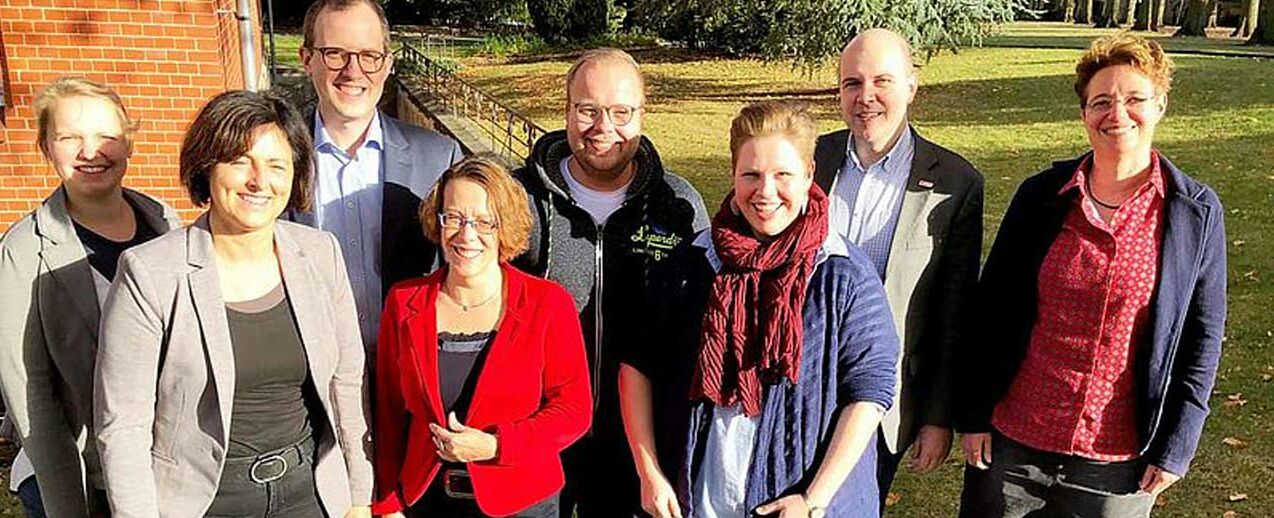 Die Miglieder des Beirates - v.l.n.r.: Julia Brodersen-Schäfers, Heidi Rose, Martin Jarde, Inga Schmitt, Julian Heese, Magdalena Vering, Simon Rüffin, Margret Keusgen. (Foto: David Gorny) 