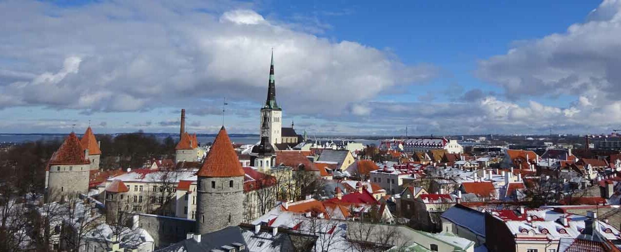 Über den Dächern von Tallinn, Estland (Foto: Bonifatiuswerk)