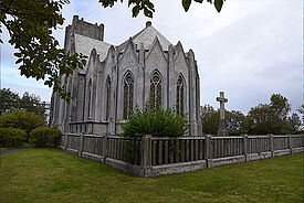 Direkt neben der Einsatzstelle im Bischofs-Priesterhaus befindet sich die Kathedralkirche Christkönig in Reykjavik. (Foto: Theresa Meier)