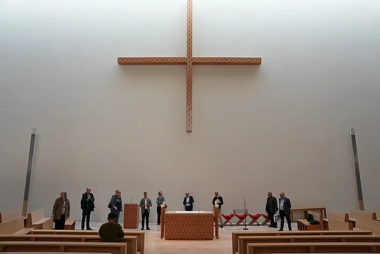 Der Bonifatiusrat besichtigt die neue Propsteikirche St. Trinitatis in Leipzig. Foto: Marcus Thielking