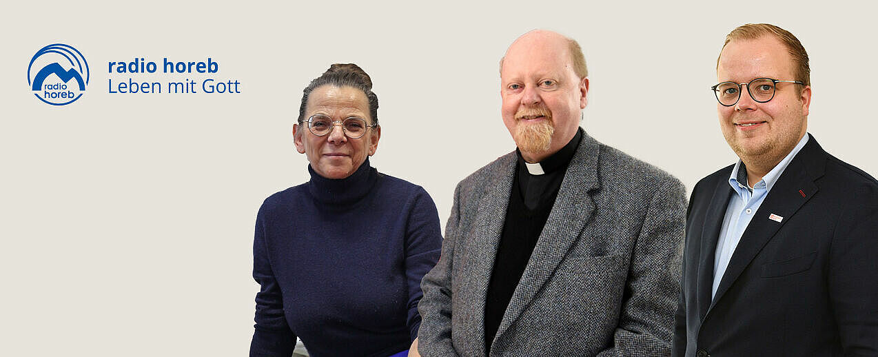 Bereichsleiter der missionarischen und diakonischen Pastoral im Bonifatiuswerk, Julian Heese (rechts), Generalvikar des Bistums Stockholm P. Pascal René Lung OP (Mitte) und Beate Danlowski, Leiterin des Kinderhospiz-Zentrums LEO sprechen bei Radio Horeb über Nächstenliebe.
