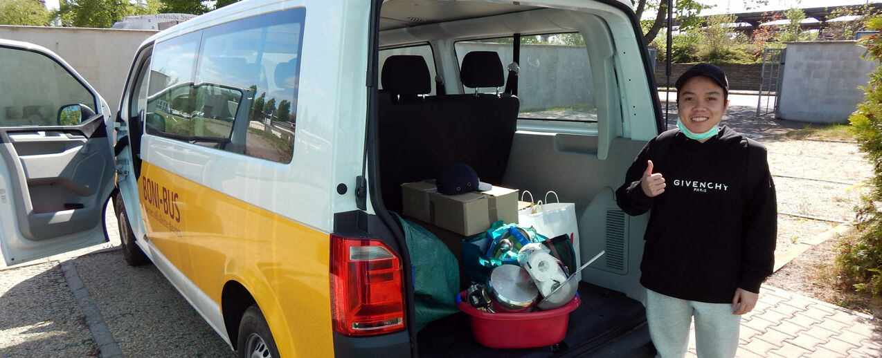 Dessauer BONI-Bus hilft beim Umzug. (Foto: Felix Kobold)