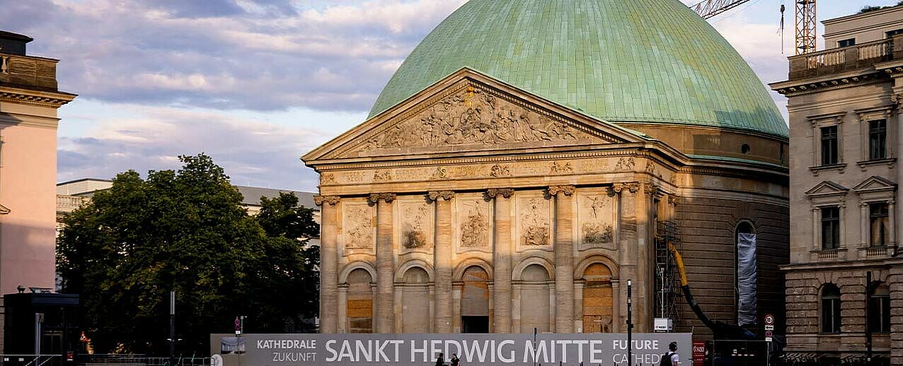 Am Sonntag wird das Pontifikalamt live aus der Sankt Hedwigs-Kathedrale in Berlin übertragen. (Foto: Jörg Farys)
