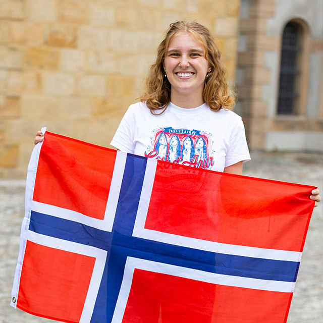 Miriam Etrich, von September 2025 bis Juli 2026 im Kloster Katarinahjemmet und der St. Sunniva Schule in Oslo