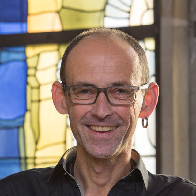 Rainer Teuber ist Pressesprecher von #OutInChurch. (Foto: Nicole Cronauge/Bistum Essen)