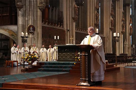 Bonifatiuswerk-Generalsekretär Monsignore Georg Austen bei der Eröffnung der Diaspora-Aktion im Kölner Dom. (Foto: Marcus Thielking)