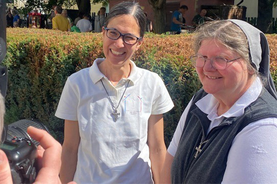 Die Schwestern Lydia und Bernadeth sind die guten Seelen des Kinder- und Jugendzentrums. (Foto: Manfred Müller)