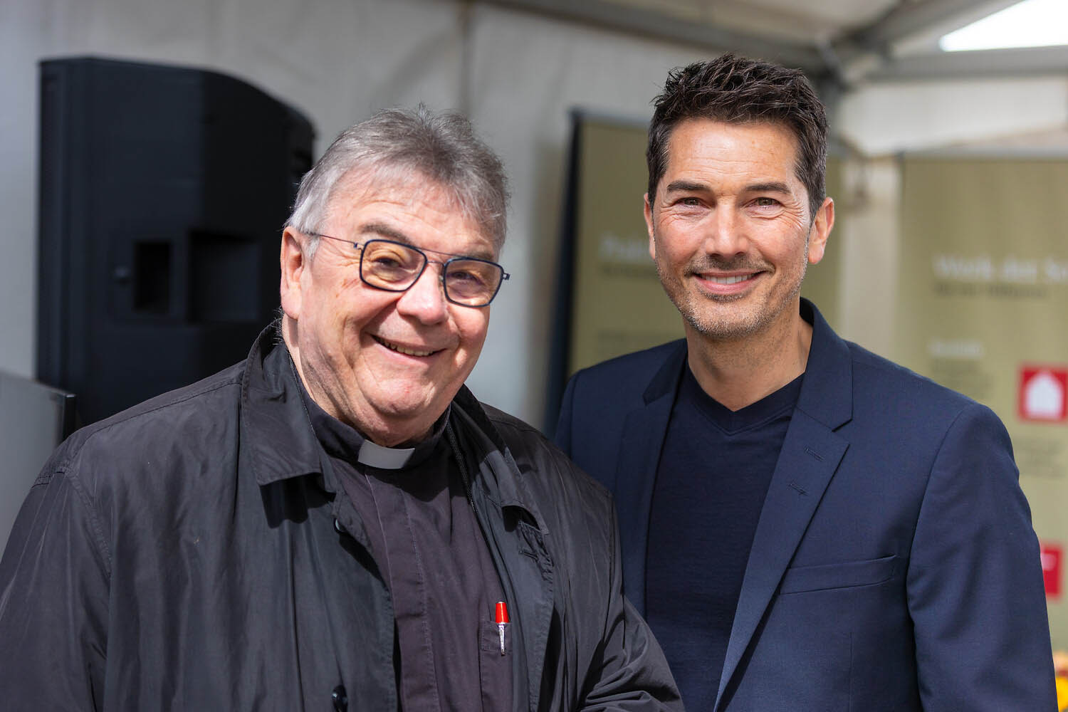 Bonifatiuswerk-Generalsekretär Monsignore Georg Austen und Stefan Gödde (Pro7).