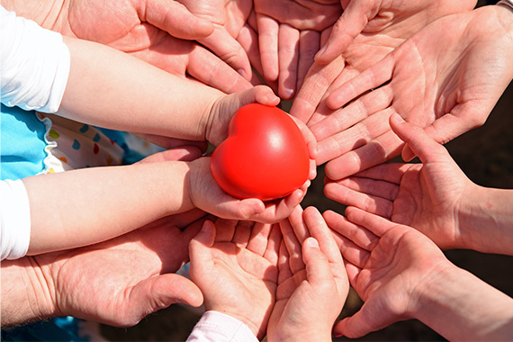 Der Glaube verbindet uns sowohl in unseren Gemeinden vor Ort sowie weltweit. (Foto: P. Kleibold)