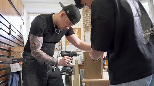 "Hier wurde mir geholfen, weil ich ziemlich am Boden war", Bonifatiuswerk "Hier wurde mir geholfen, weil ich ziemlich am Boden war", Bonifatiuswerk